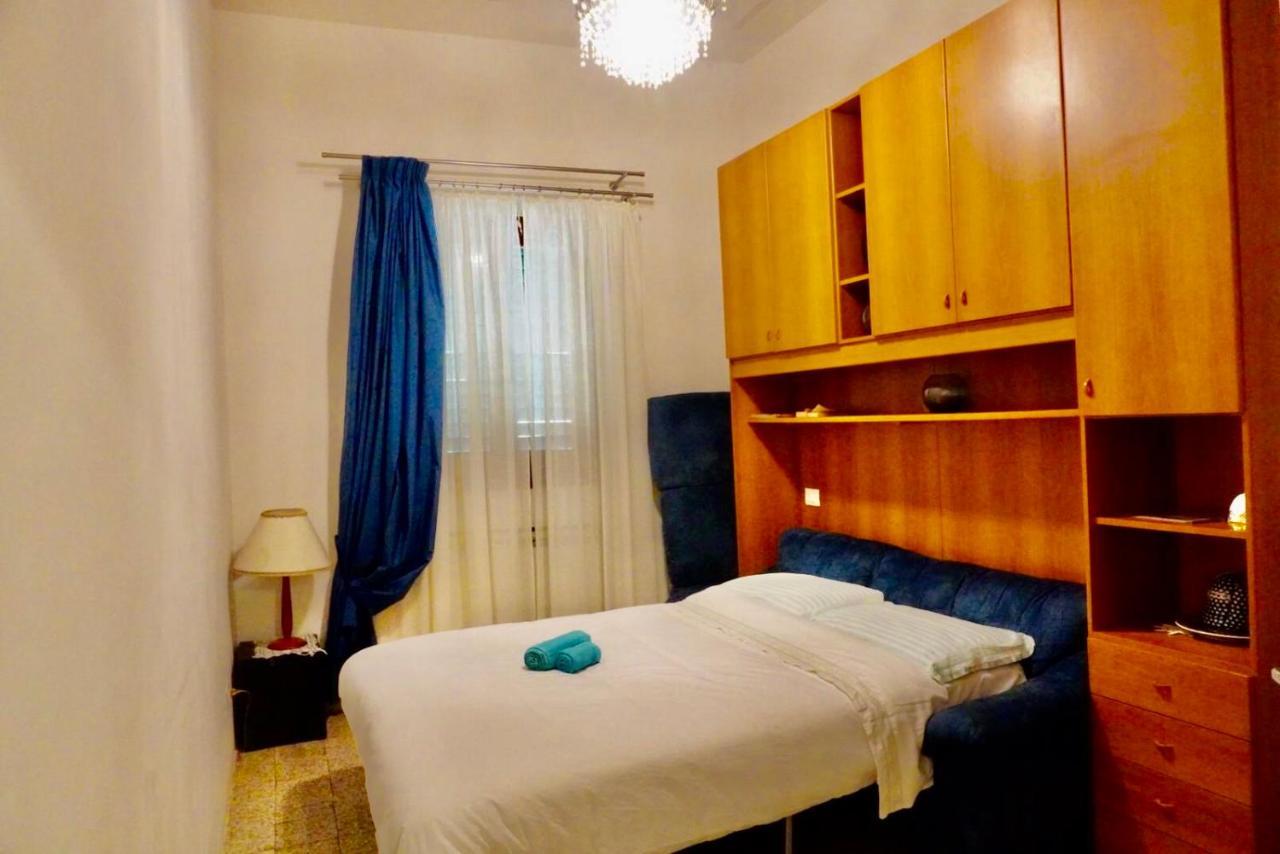 Suite Apartament Montevarchi Bagian luar foto